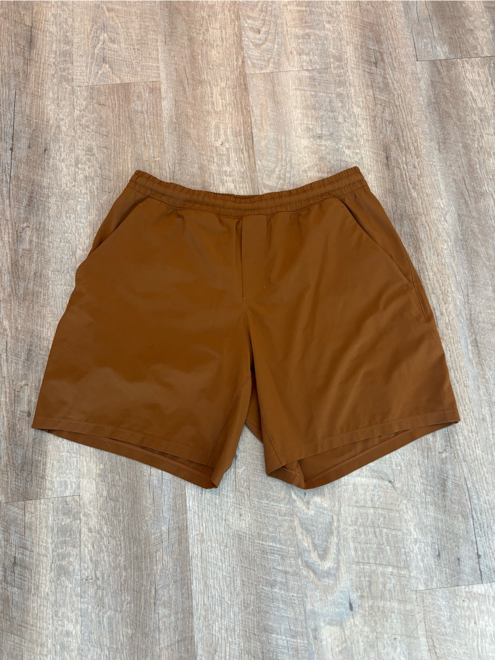 lululemon Pace Breaker 5” L